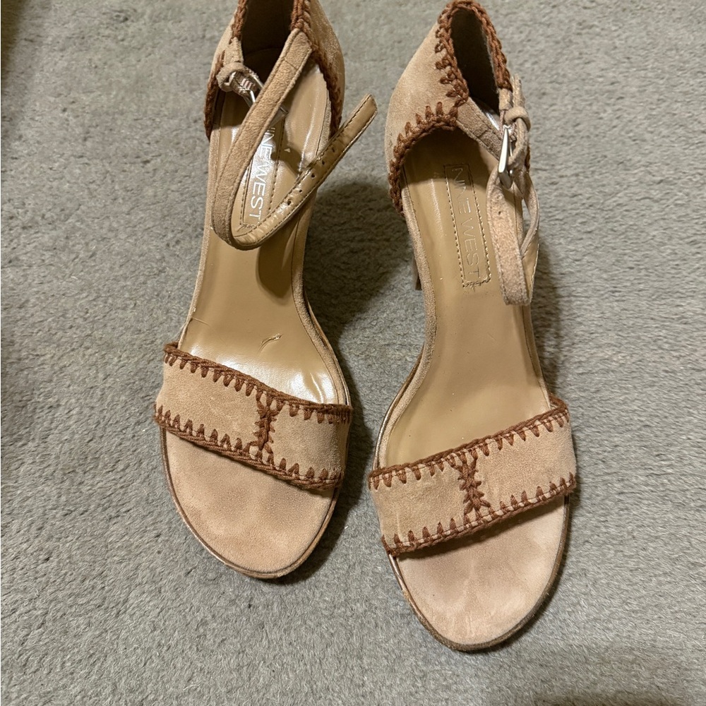 Nine West Suede Sandals Women’s Size 6.5 Tan Brown